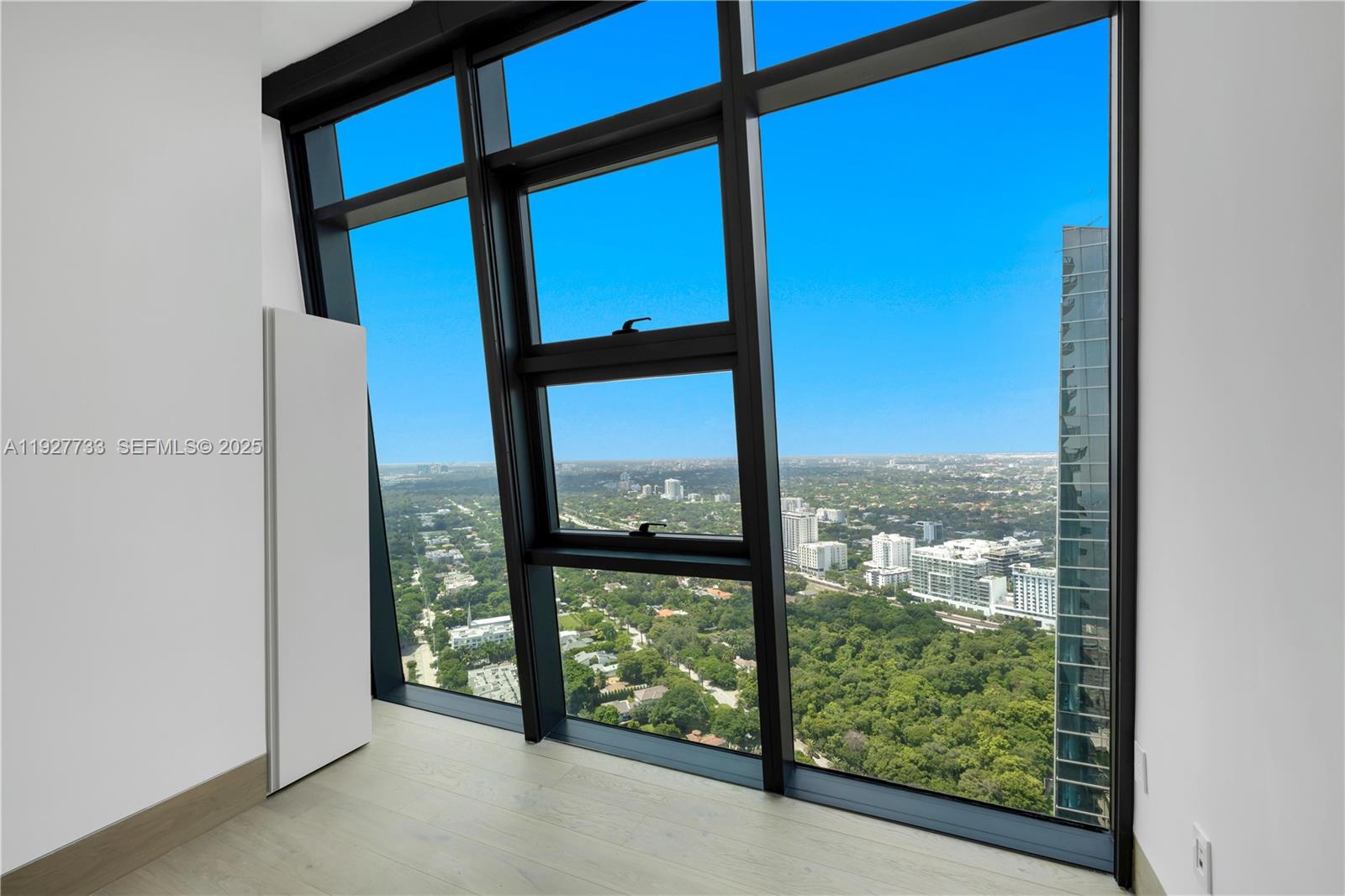 ECHO BRICKELL CONDO - Residential Lease