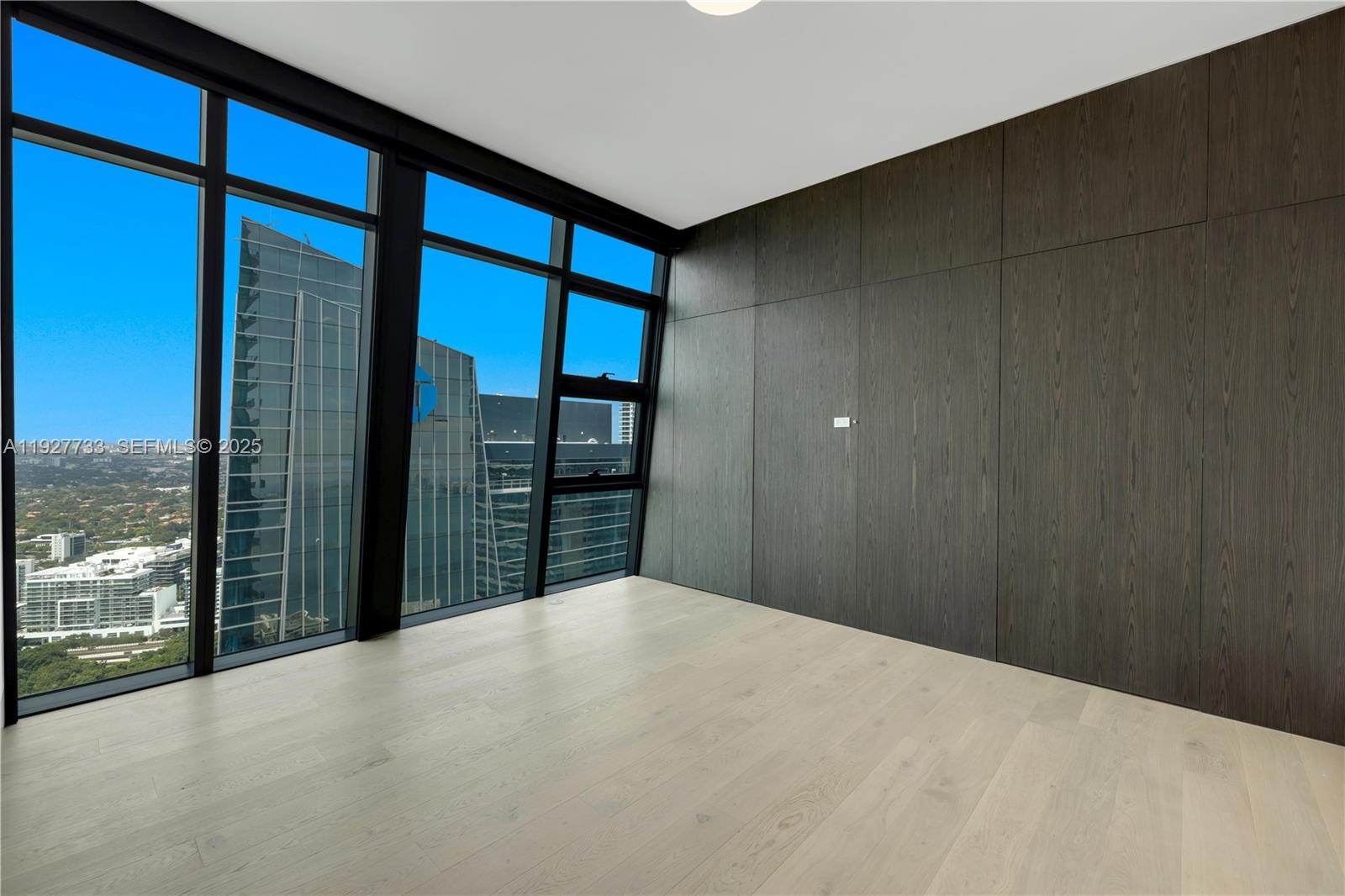 ECHO BRICKELL CONDO - Residential Lease