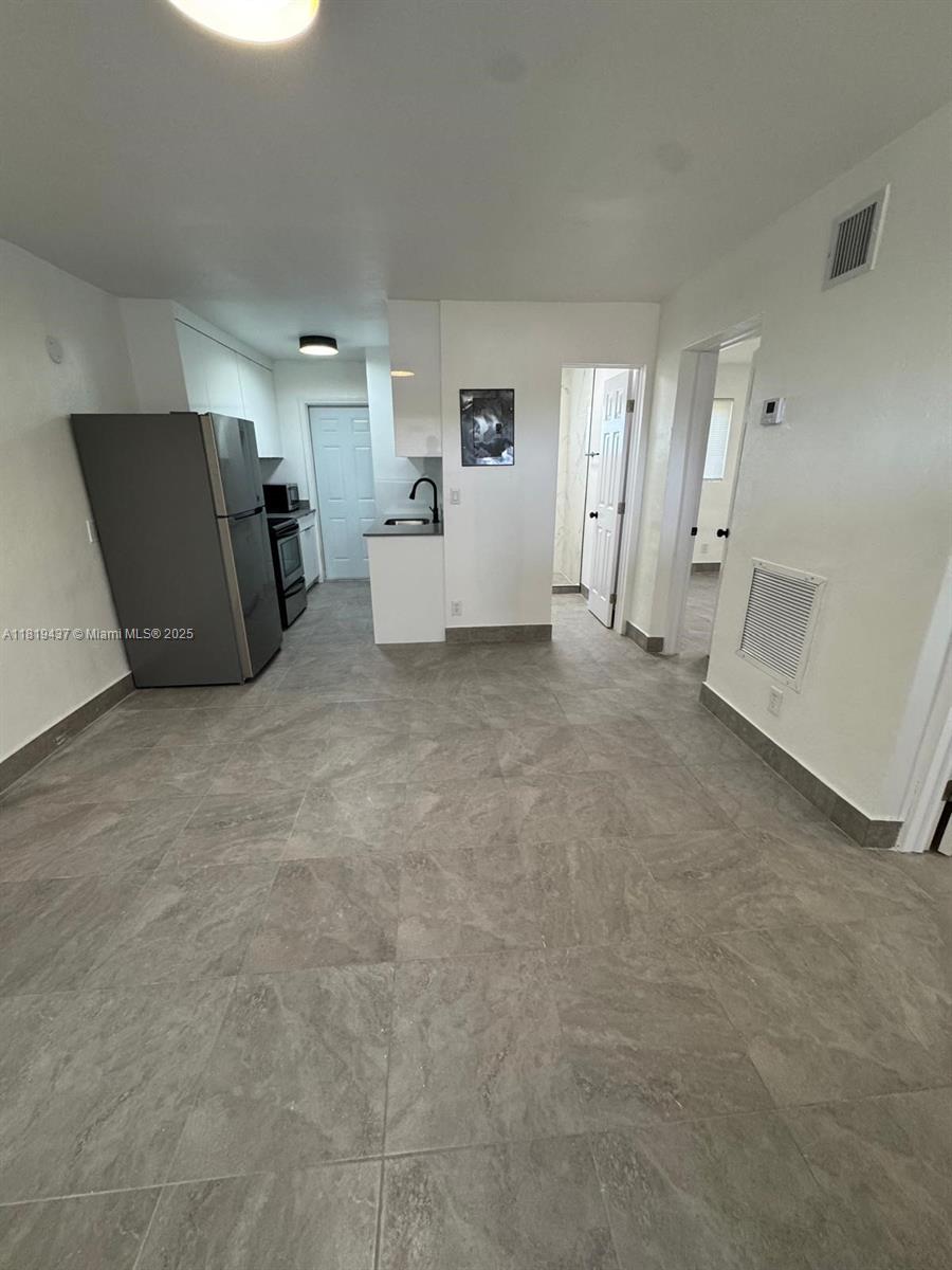 DORSEY PARK THIRD ADD - Residential Income