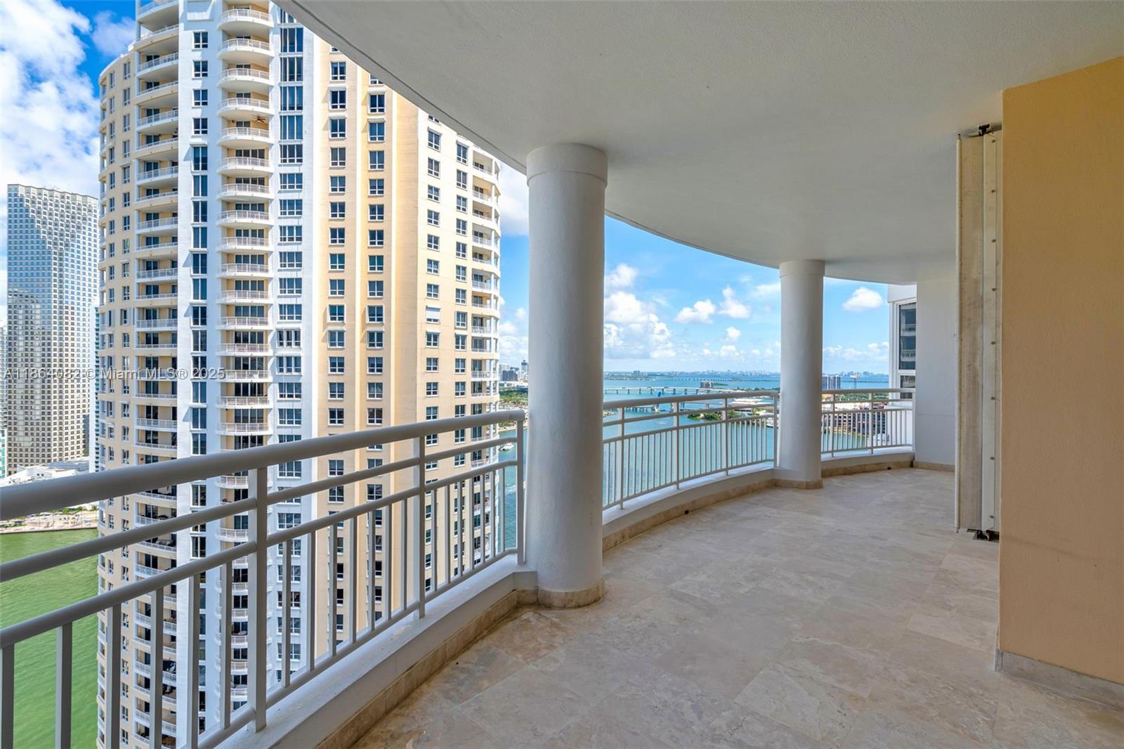 808 Brickell Key Dr 3205