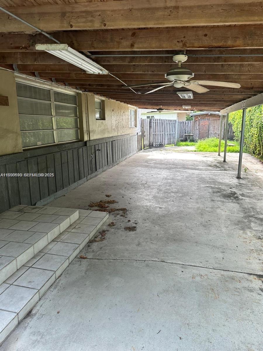 WASHINGTON PARK HALLANDAL - Residential