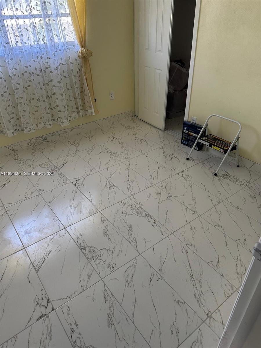 WASHINGTON PARK HALLANDAL - Residential