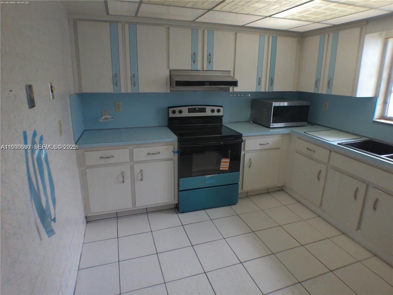 WASHINGTON PARK HALLANDAL - Residential