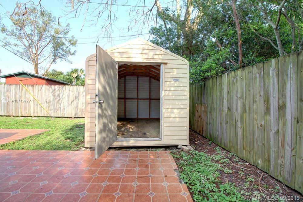 IBEC ADD 8 - Residential Lease