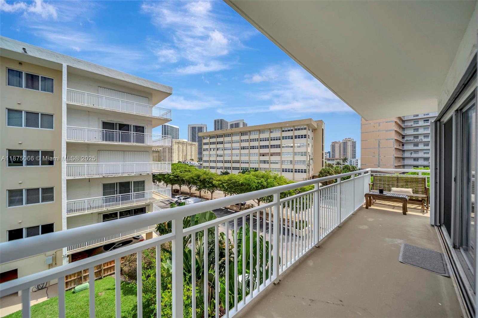 Golden Isles Tower Condo - Residential