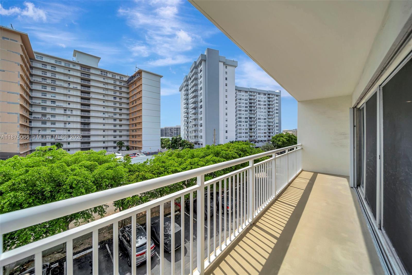 Golden Isles Tower Condo - Residential