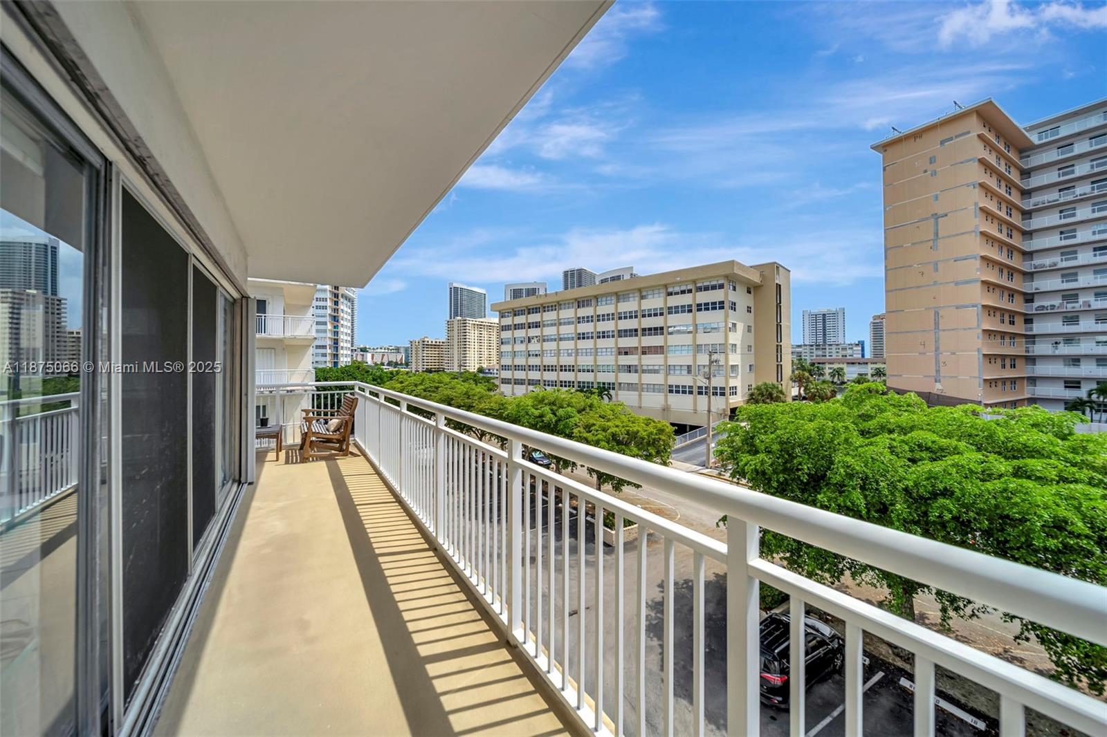 Golden Isles Tower Condo - Residential