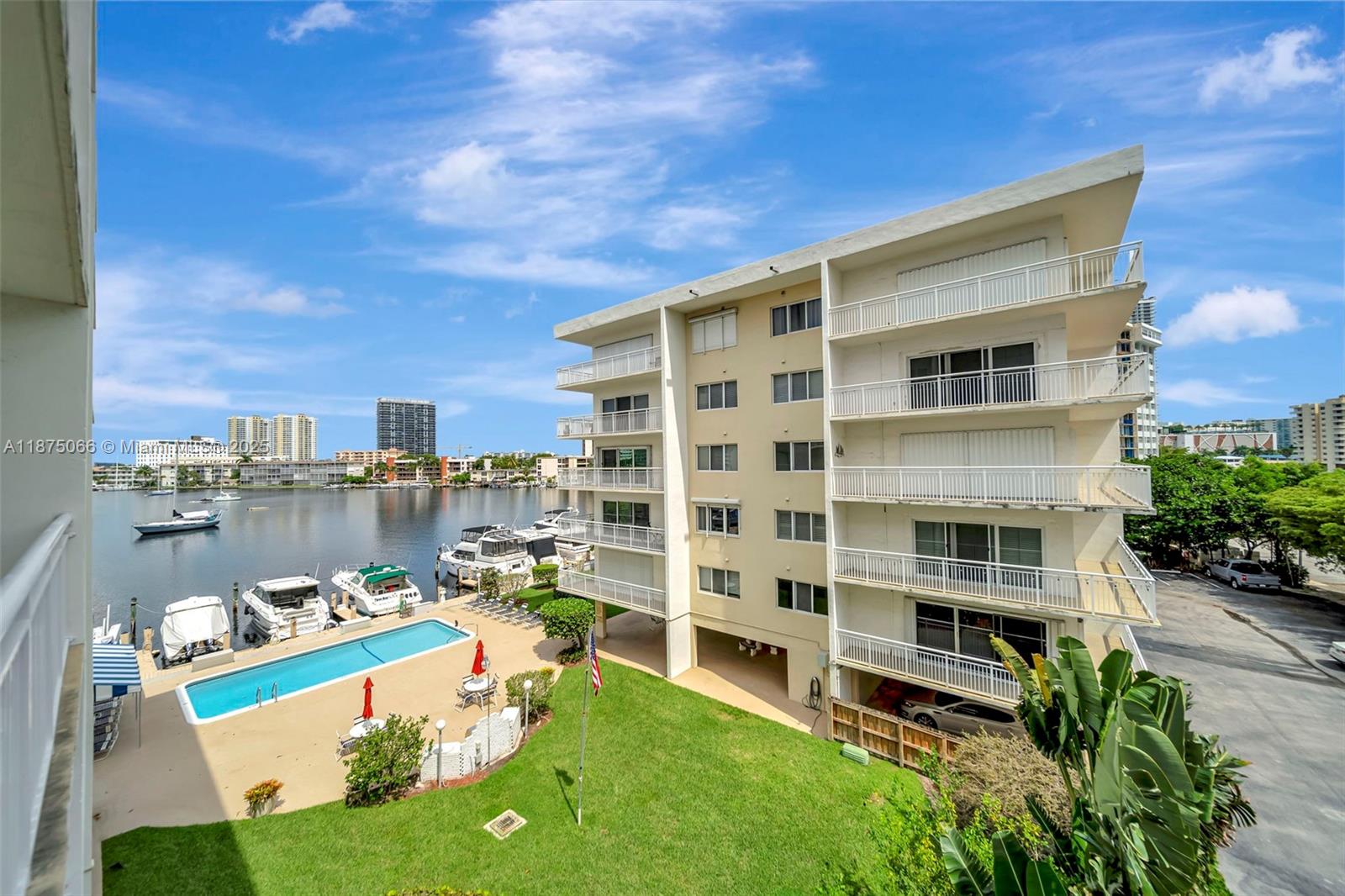 Golden Isles Tower Condo - Residential