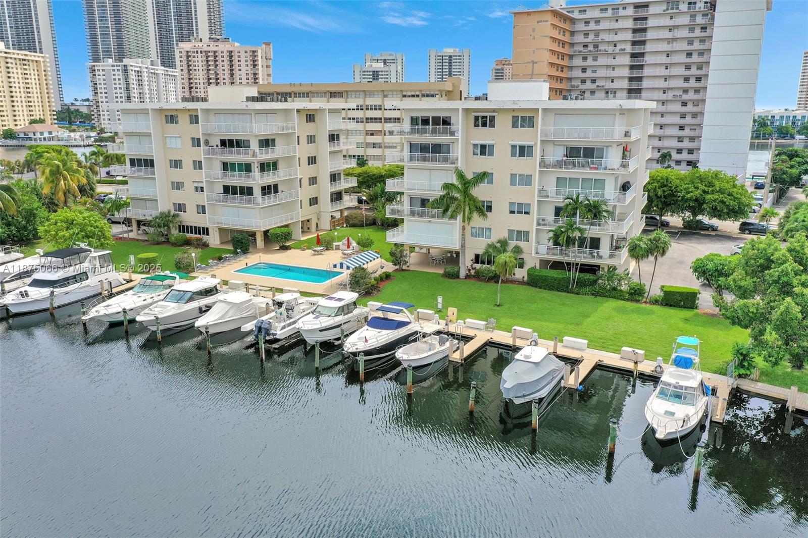 Golden Isles Tower Condo - Residential