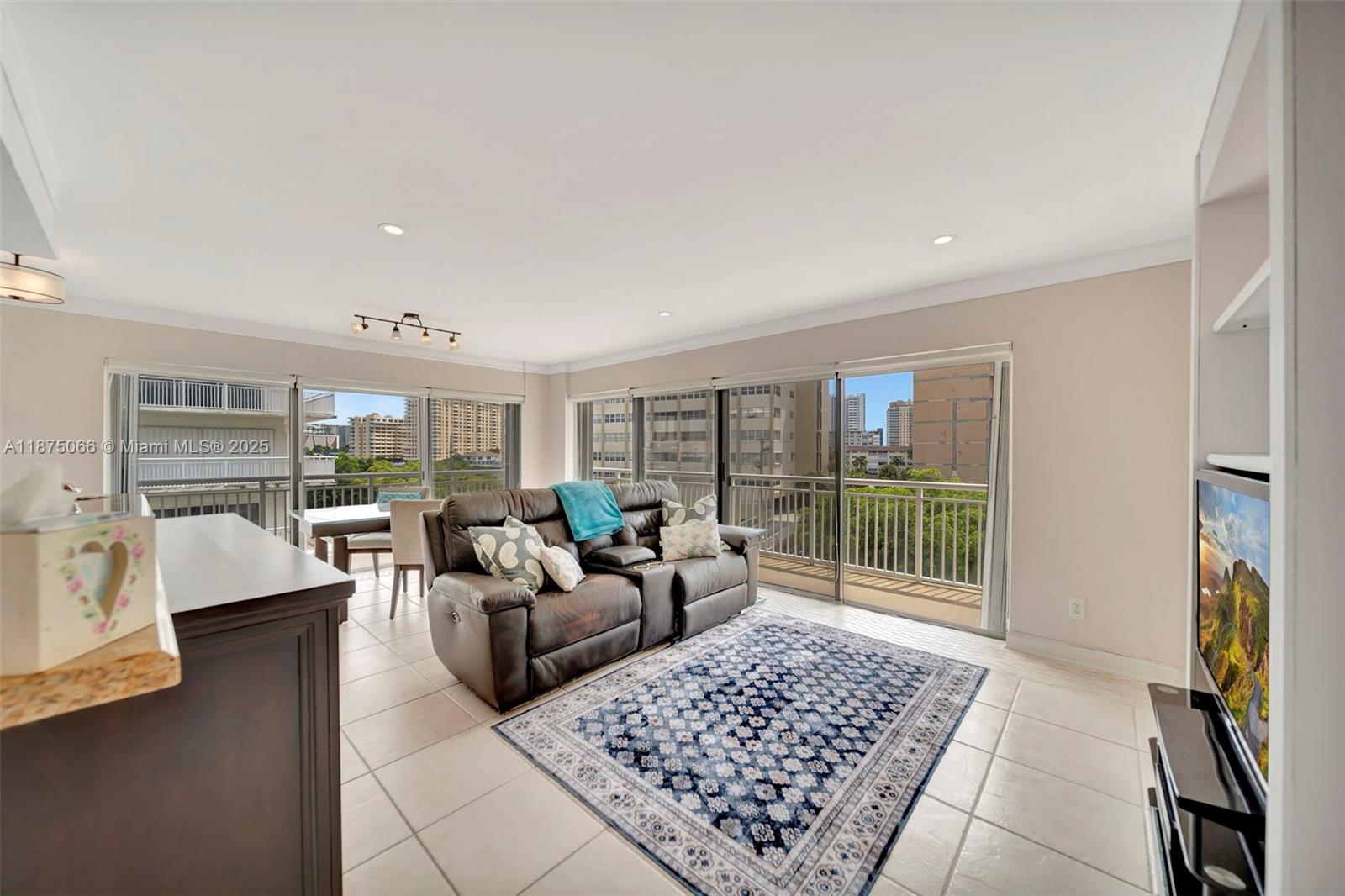 Golden Isles Tower Condo - Residential