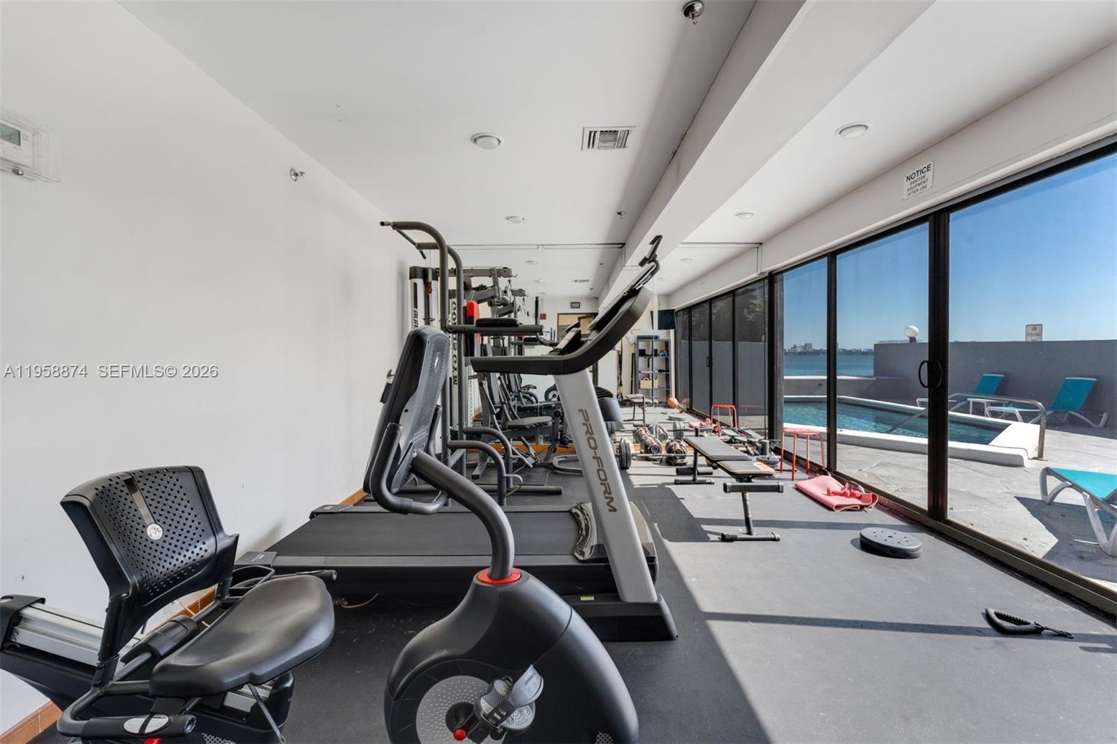 BAYVIEW TOWER CONDO - Residential