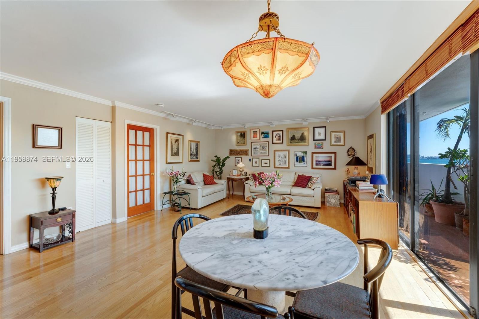 BAYVIEW TOWER CONDO - Residential