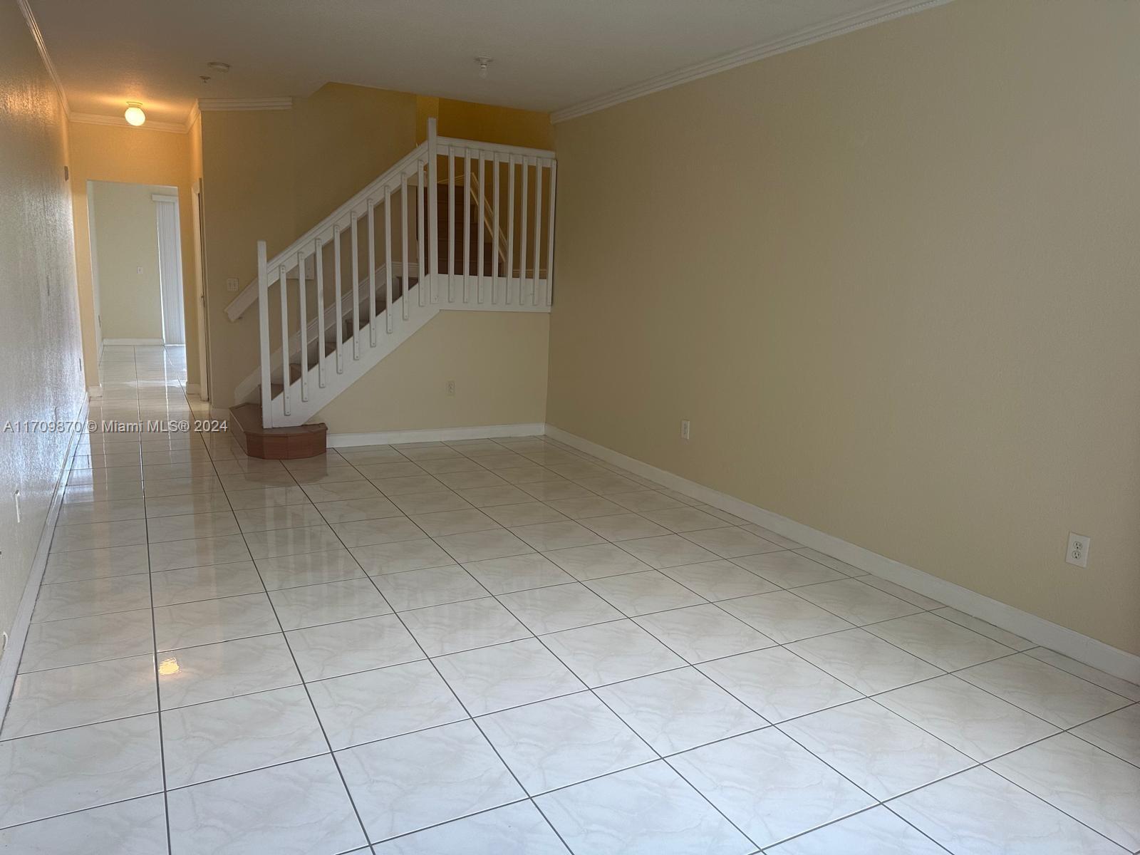 SHOMA HOMES AT COUNTRY CL - Residential Lease