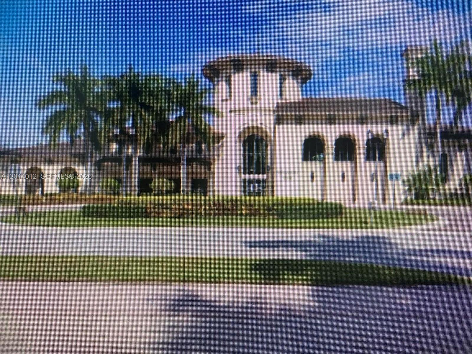 VILLA CARRARA CONDO - Residential