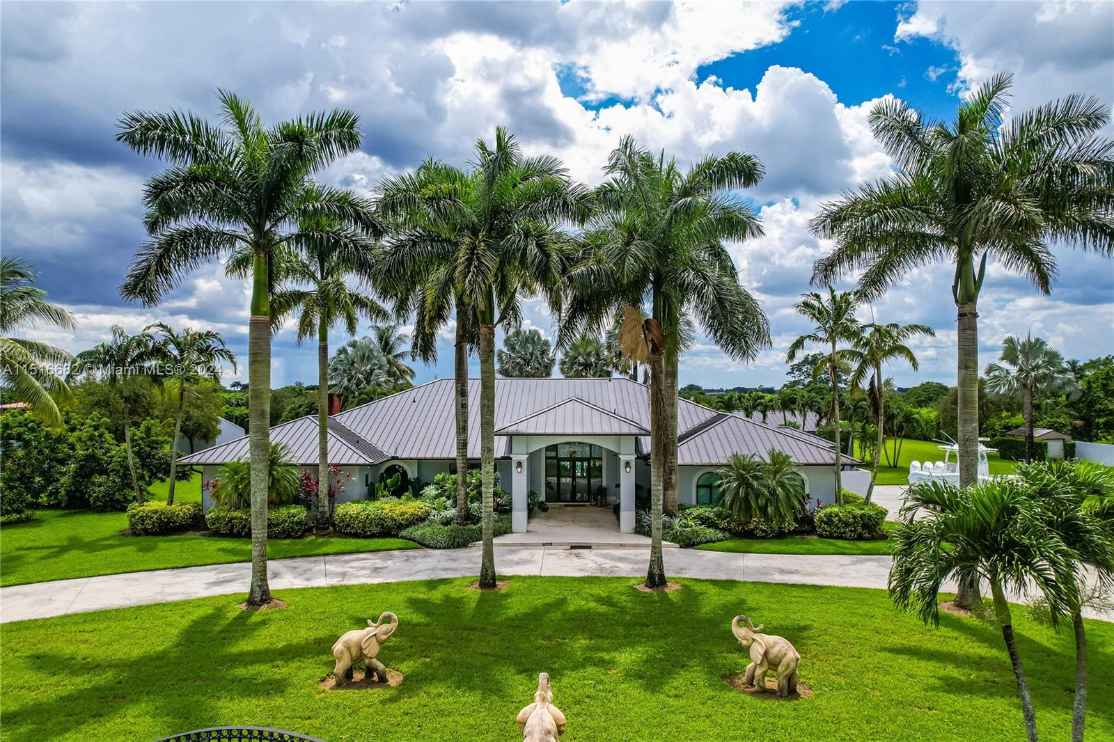 Photo 1 of 16920 Sw 192nd St St, Miami, Florida, $2,695,000, Web #: 11516682