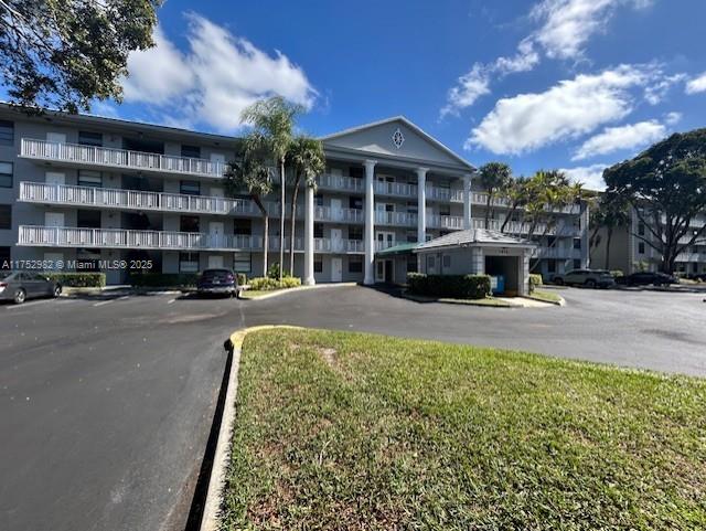 Property for Sale at 1514 Whitehall Dr 402, Davie, Broward County, Florida - Bedrooms: 2 
Bathrooms: 2  - $196,650