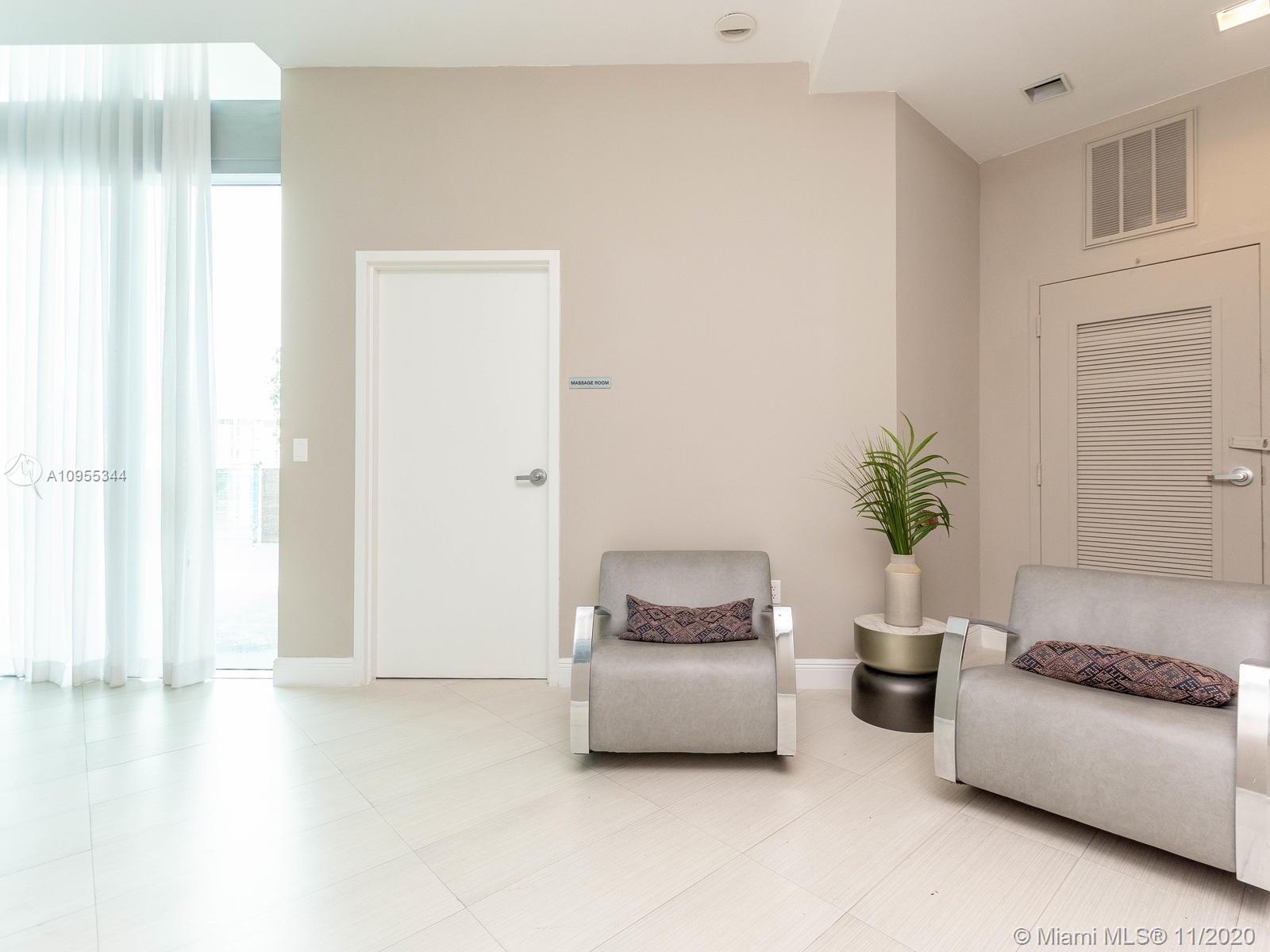 WIND CONDO - Residential Lease