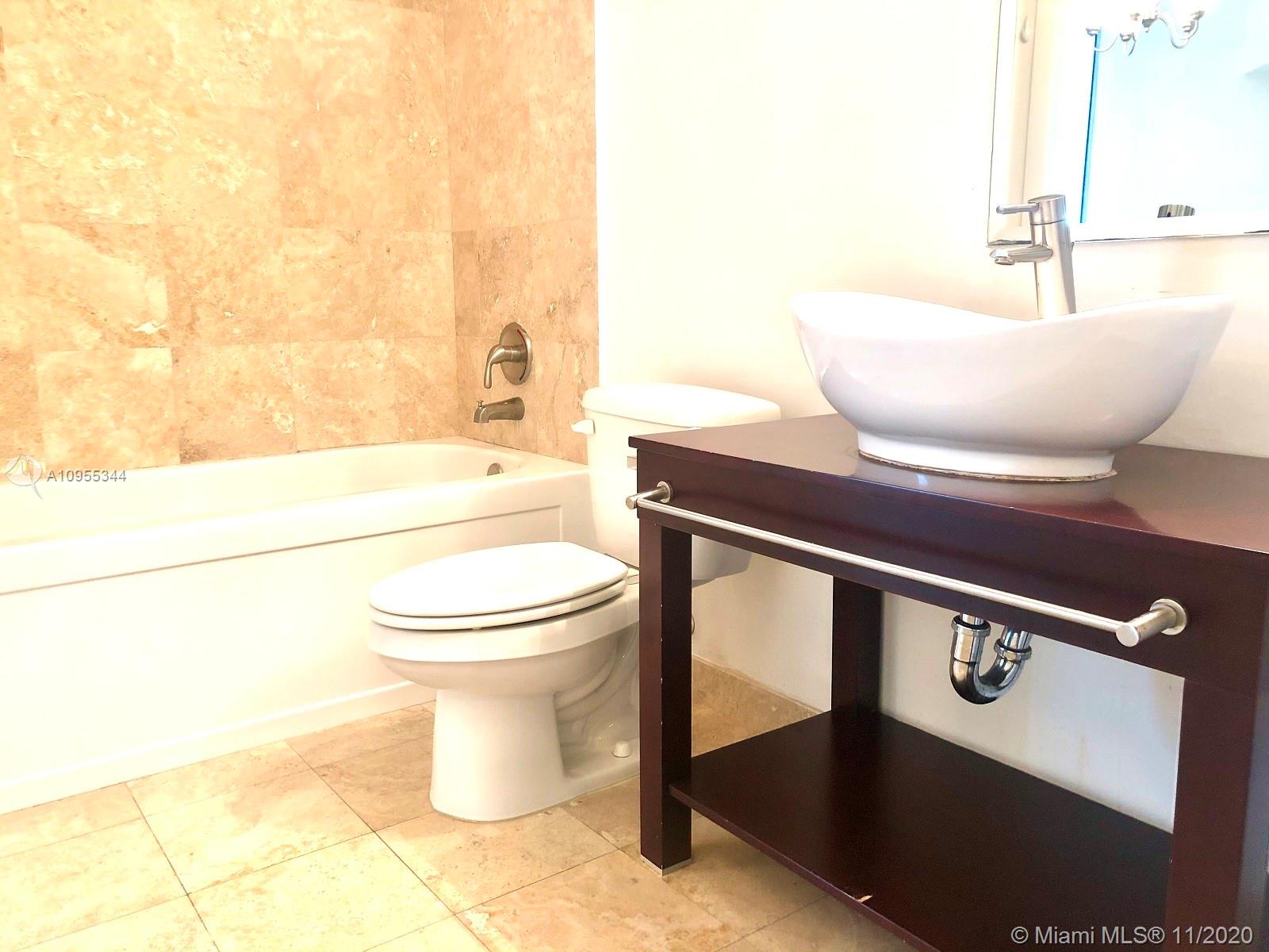 WIND CONDO - Residential Lease