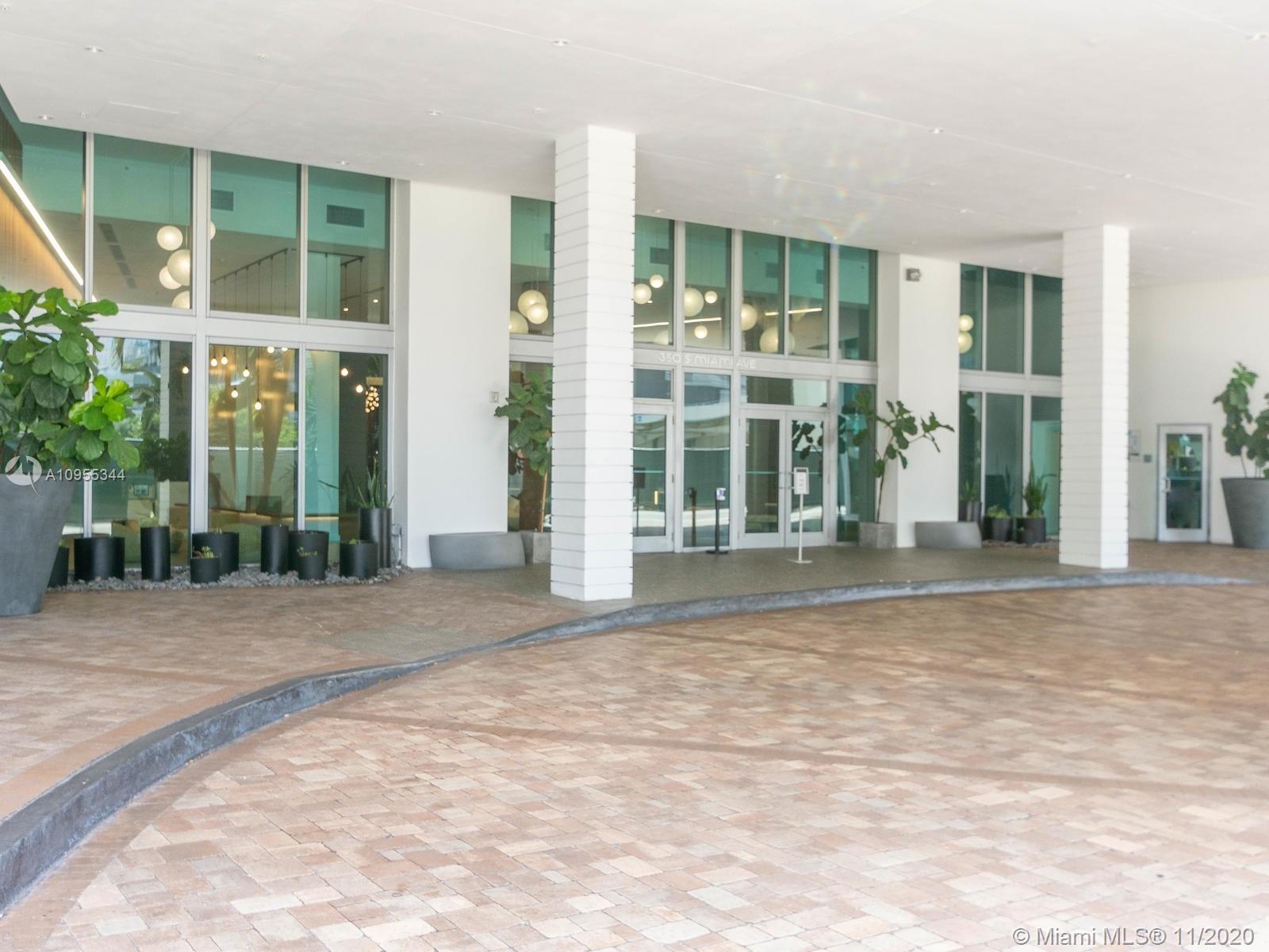 WIND CONDO - Residential Lease