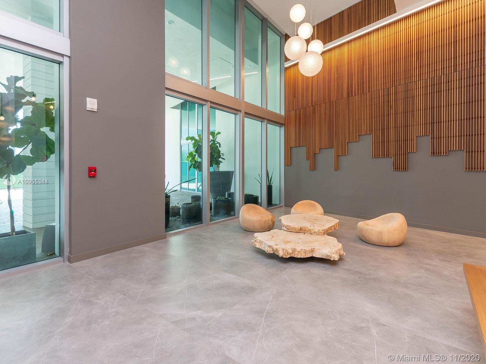 WIND CONDO - Residential Lease