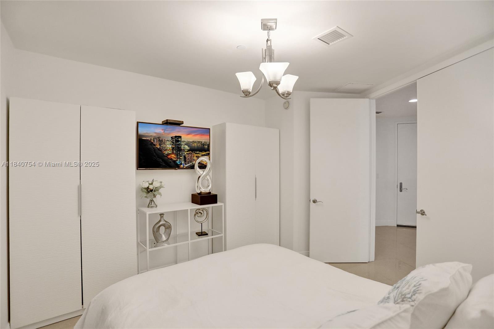 TDR TOWER II CONDO - Residential Lease