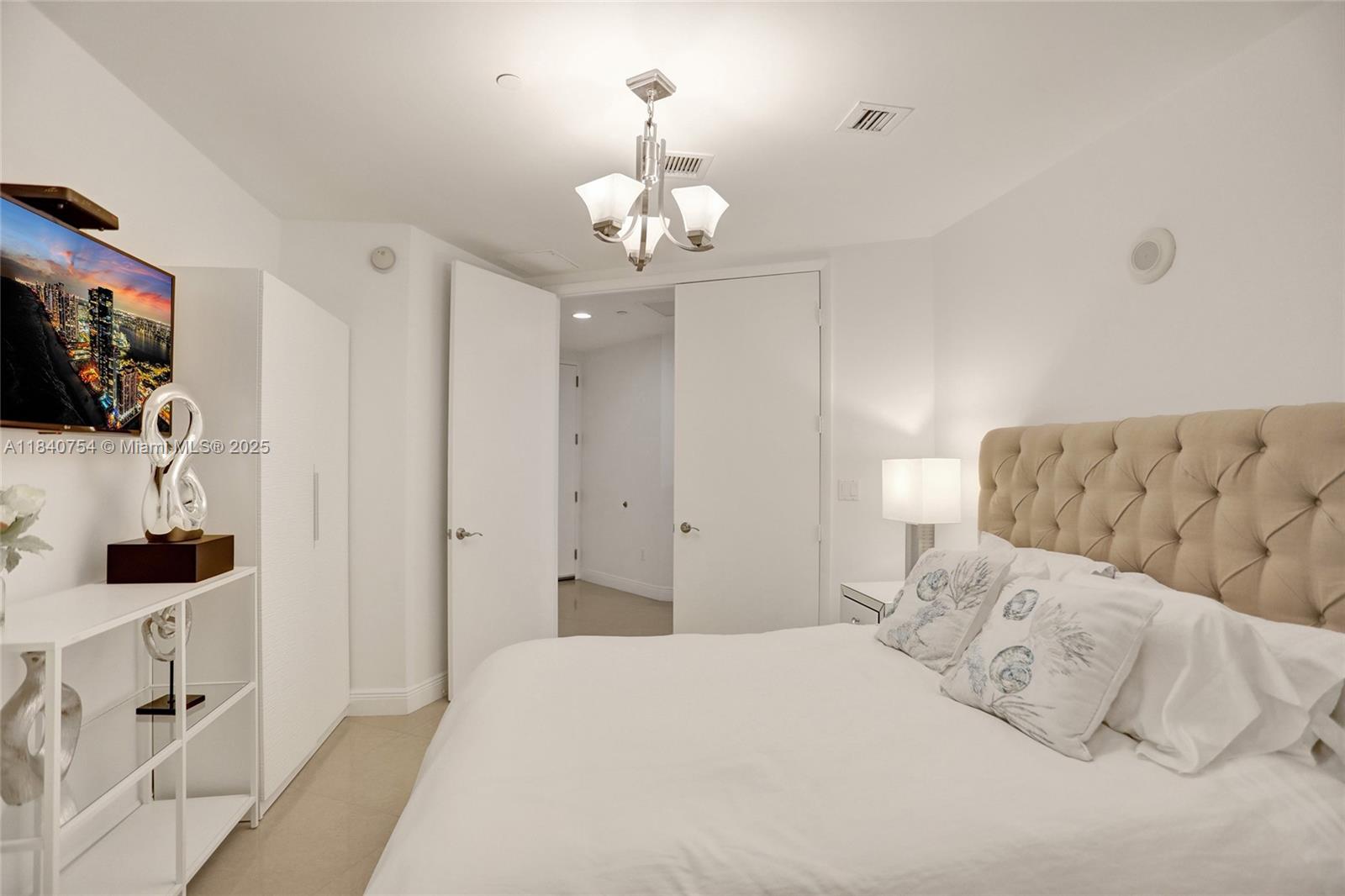 TDR TOWER II CONDO - Residential Lease