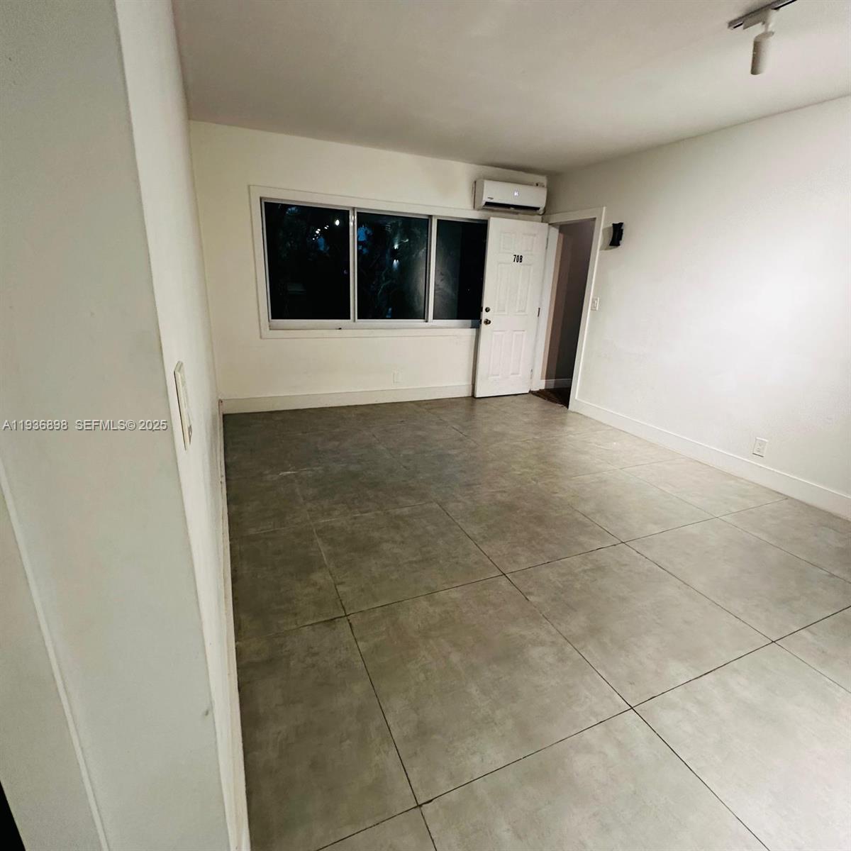 10070 E Bay Harbor Dr 70B