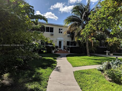 10070 E Bay Harbor Dr 70B Bay Harbor Islands FL 33154