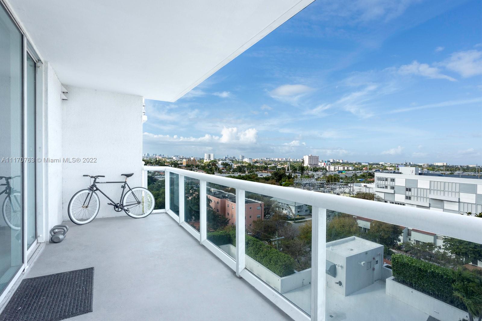 TERRAZAS RIVERPARK VILLAG - Residential