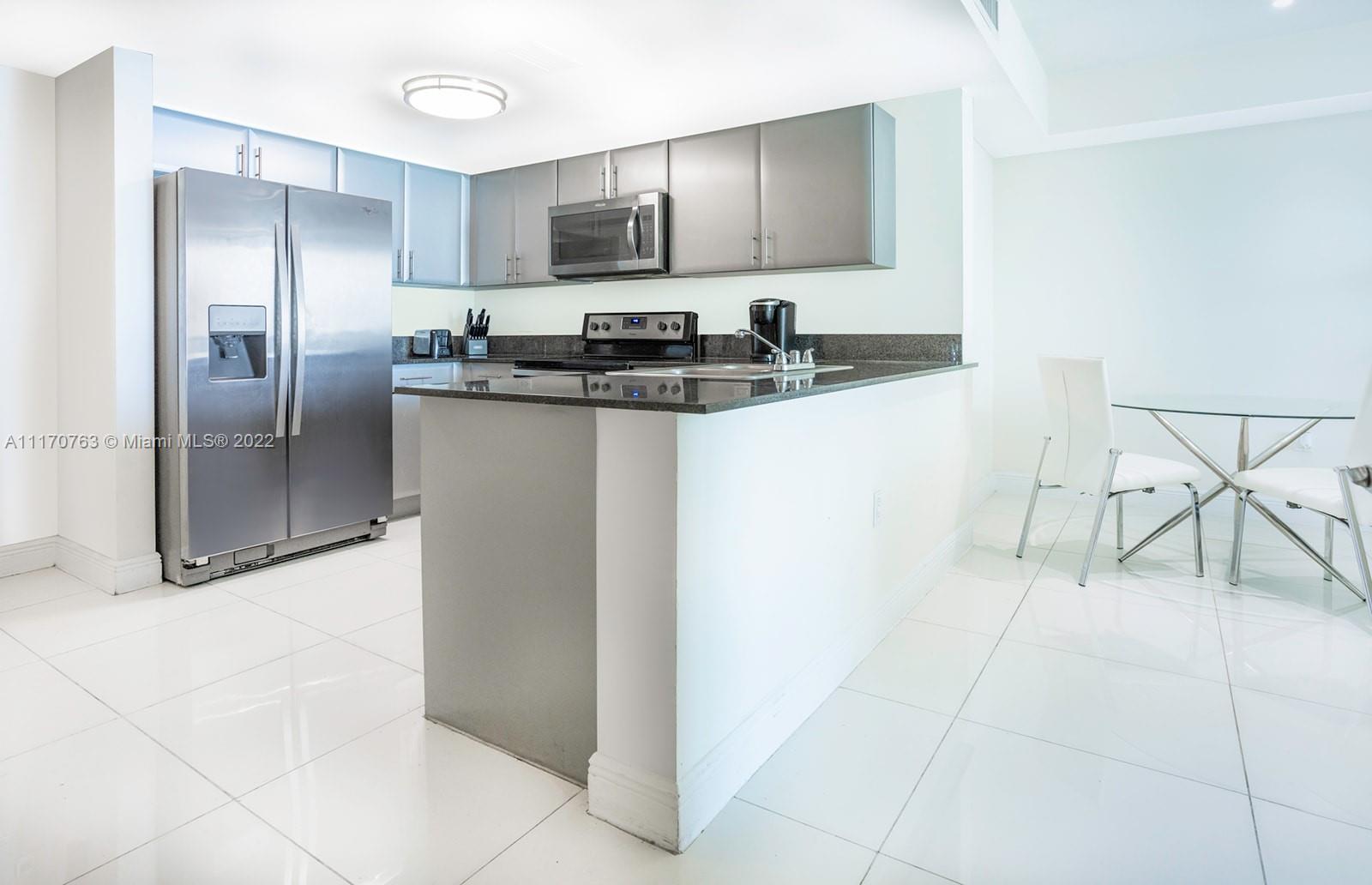 TERRAZAS RIVERPARK VILLAG - Residential