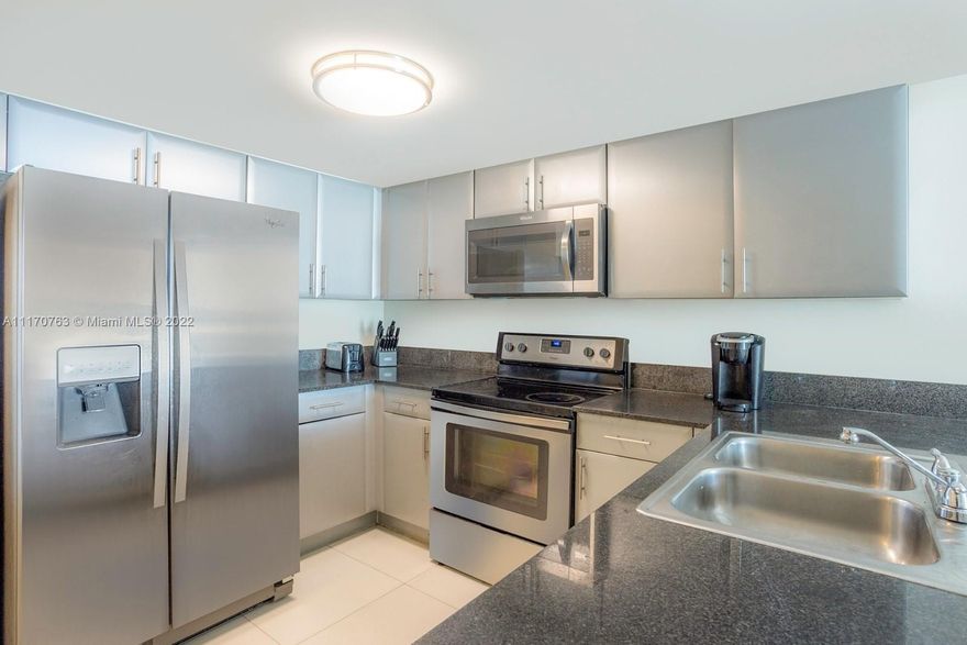 Very spacious 1 Bed 1 Bath Huge Balcony. Unit has Porcelain Floors, Stainless Steel Appliances, Granite Counter-Tops & Washer/Dryer in the Unit. Located in the desired Terrazas of the Miami River with gorgeous river/city view, only 10 minutes from Downtown, Midtown, Miami Airport and very close to expressways, shopping plazas, River Landing Mall & River Cove Marina. Building offers excellent amenities such as 24/7 Security, Swimming Pool with Hot Tub, Gym, Party Room, Child Play Area and Barbecue Area. Text or call to setup a showing