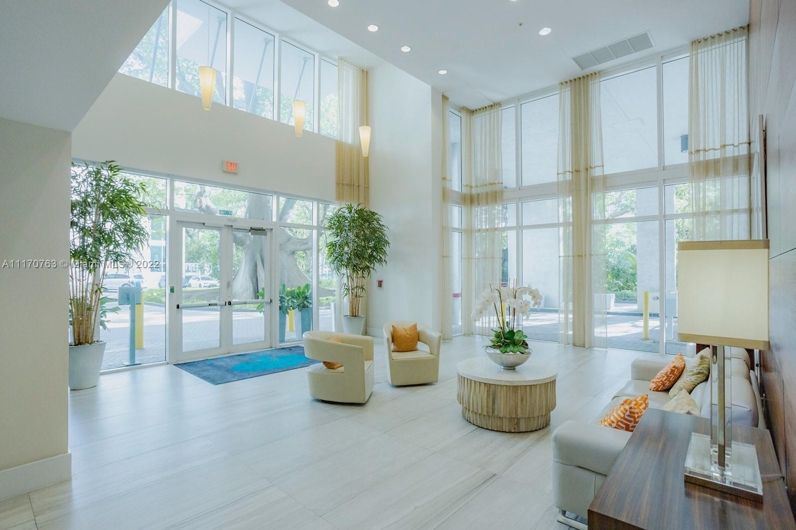 TERRAZAS RIVERPARK VILLAG - Residential