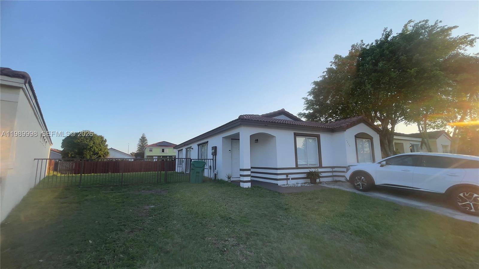 WEITZER SERENA LAKES WEST - Residential