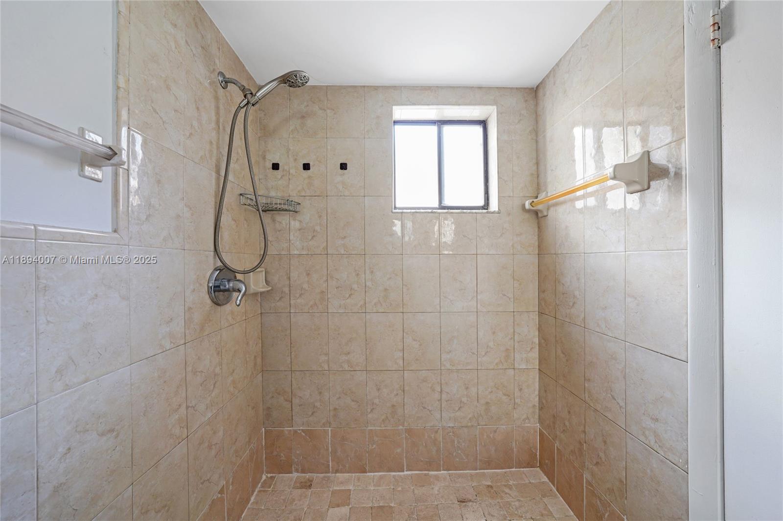 ALAMEDA TOWER 5 CONDO - Residential Lease