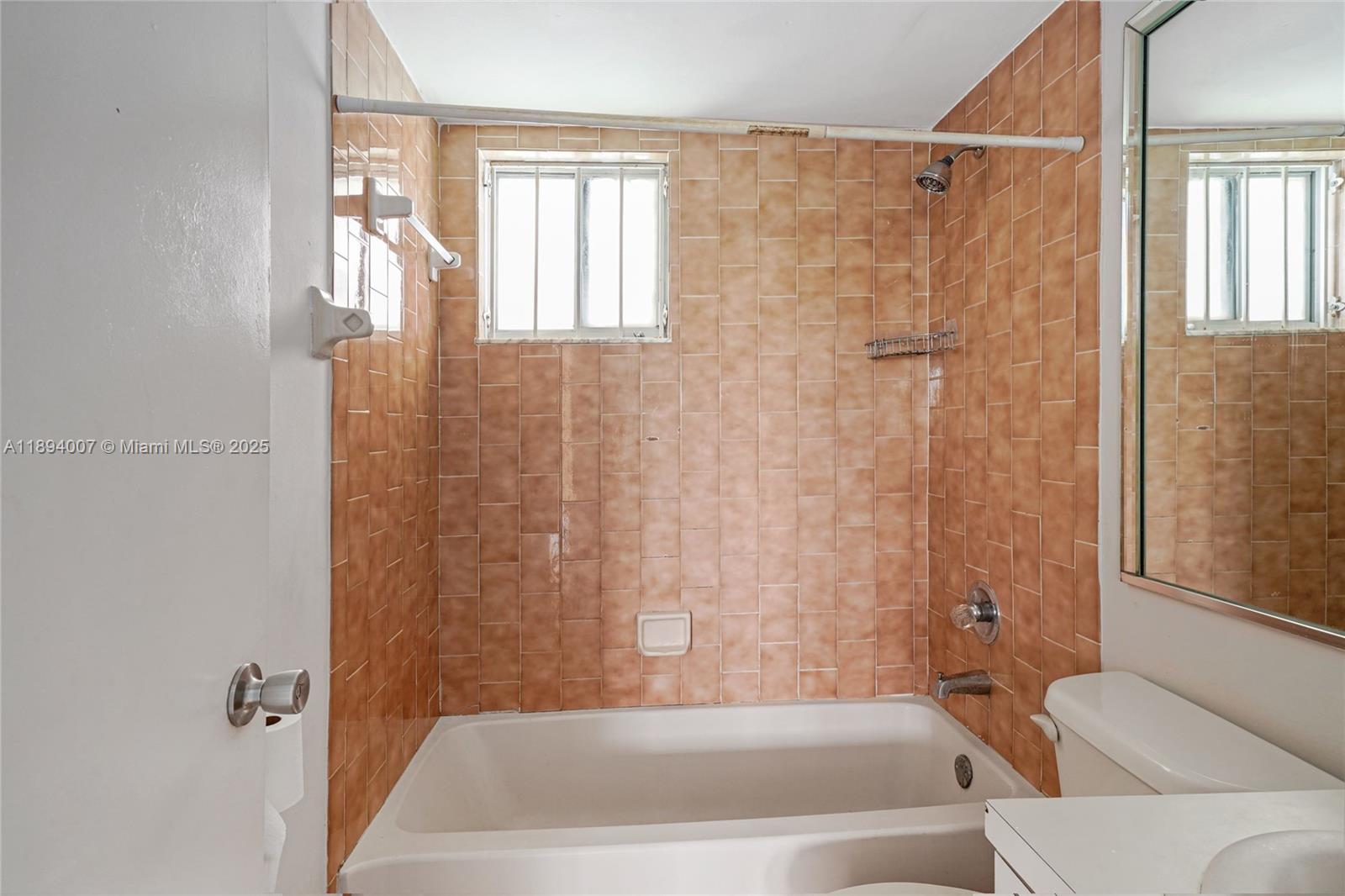 ALAMEDA TOWER 5 CONDO - Residential Lease
