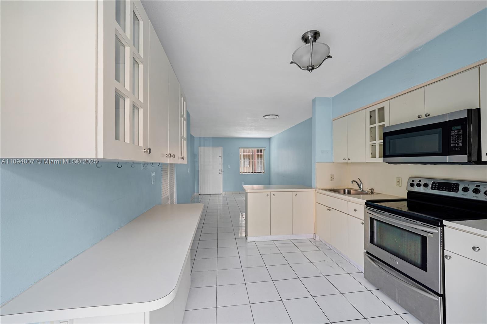 ALAMEDA TOWER 5 CONDO - Residential Lease