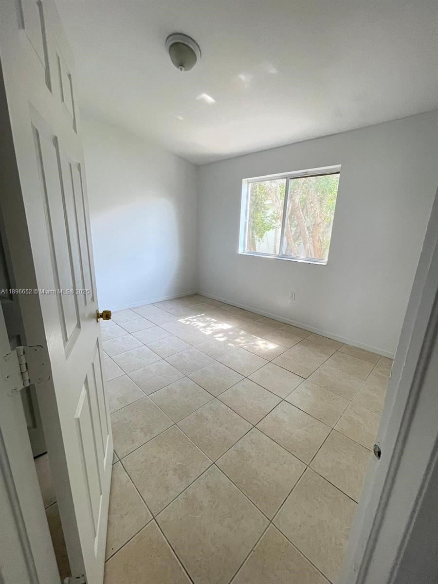 VENETIA GARDENS SOUTH CON - Residential