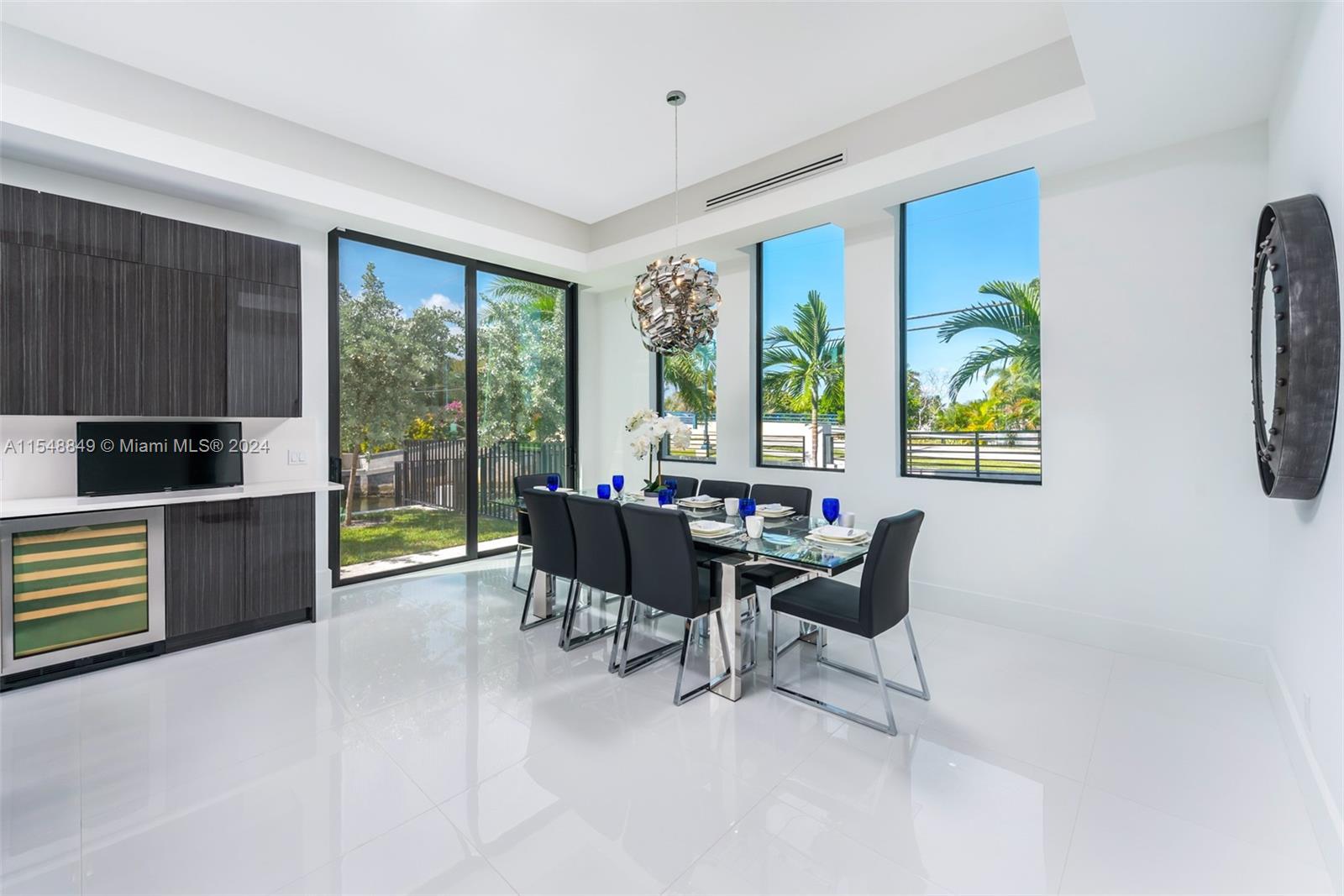 CORAL KEY VILLAS 2ND SEC - Residential