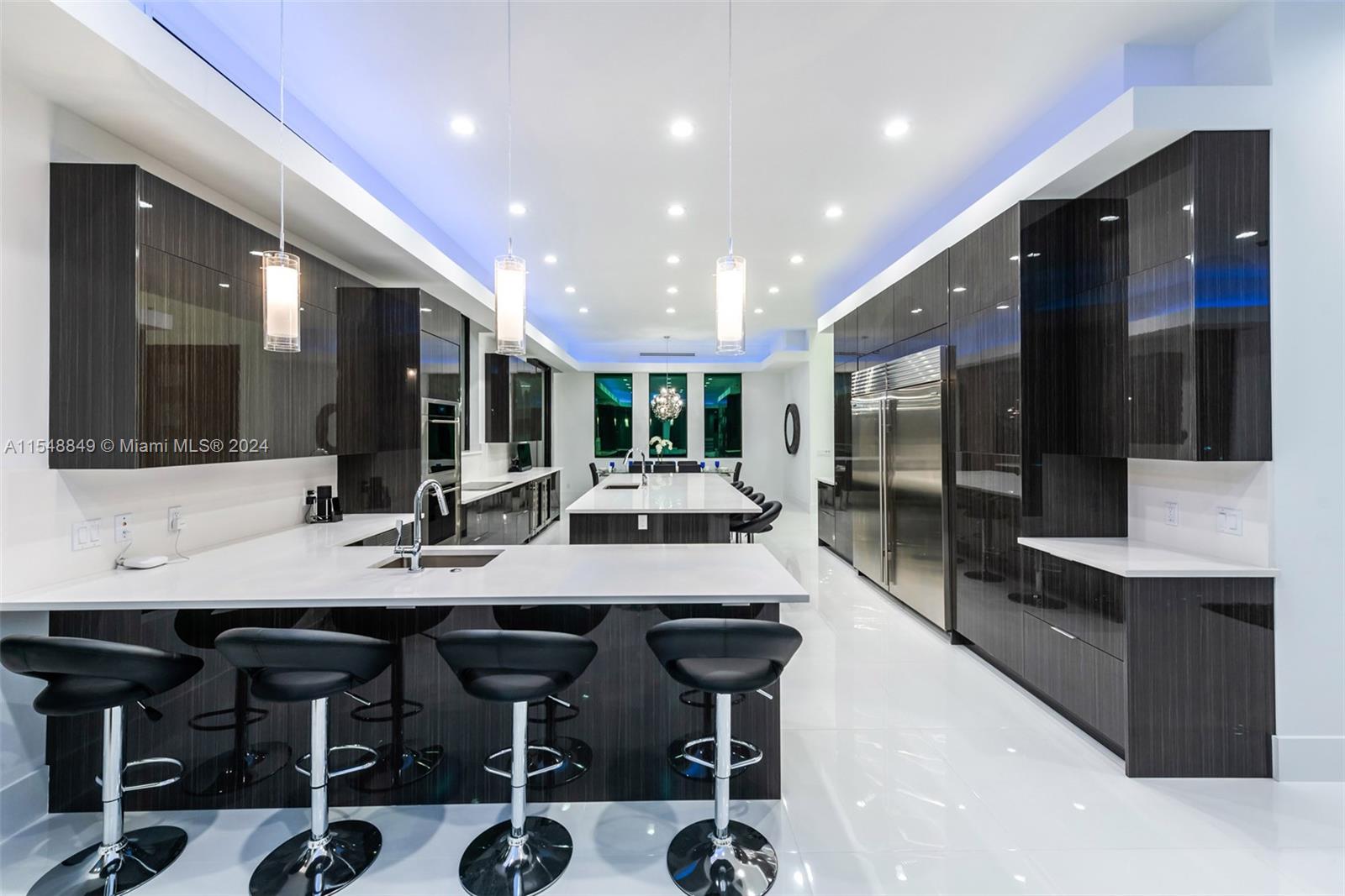 CORAL KEY VILLAS 2ND SEC - Residential