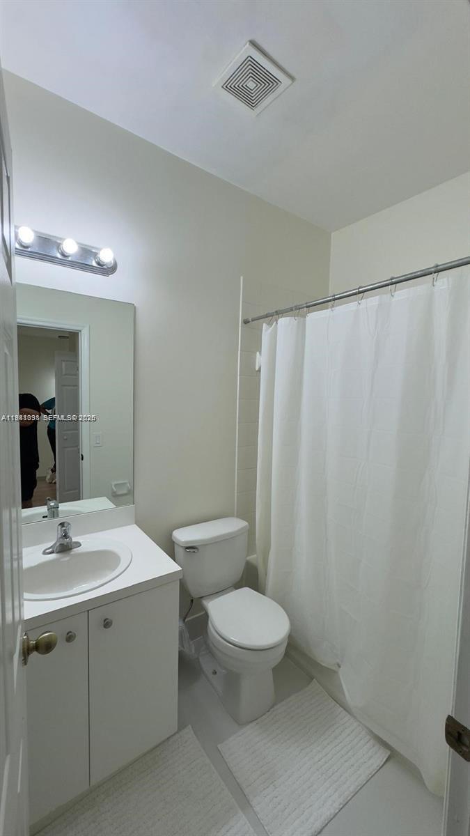 FLORIDIAN ISLES SOUTH - Residential