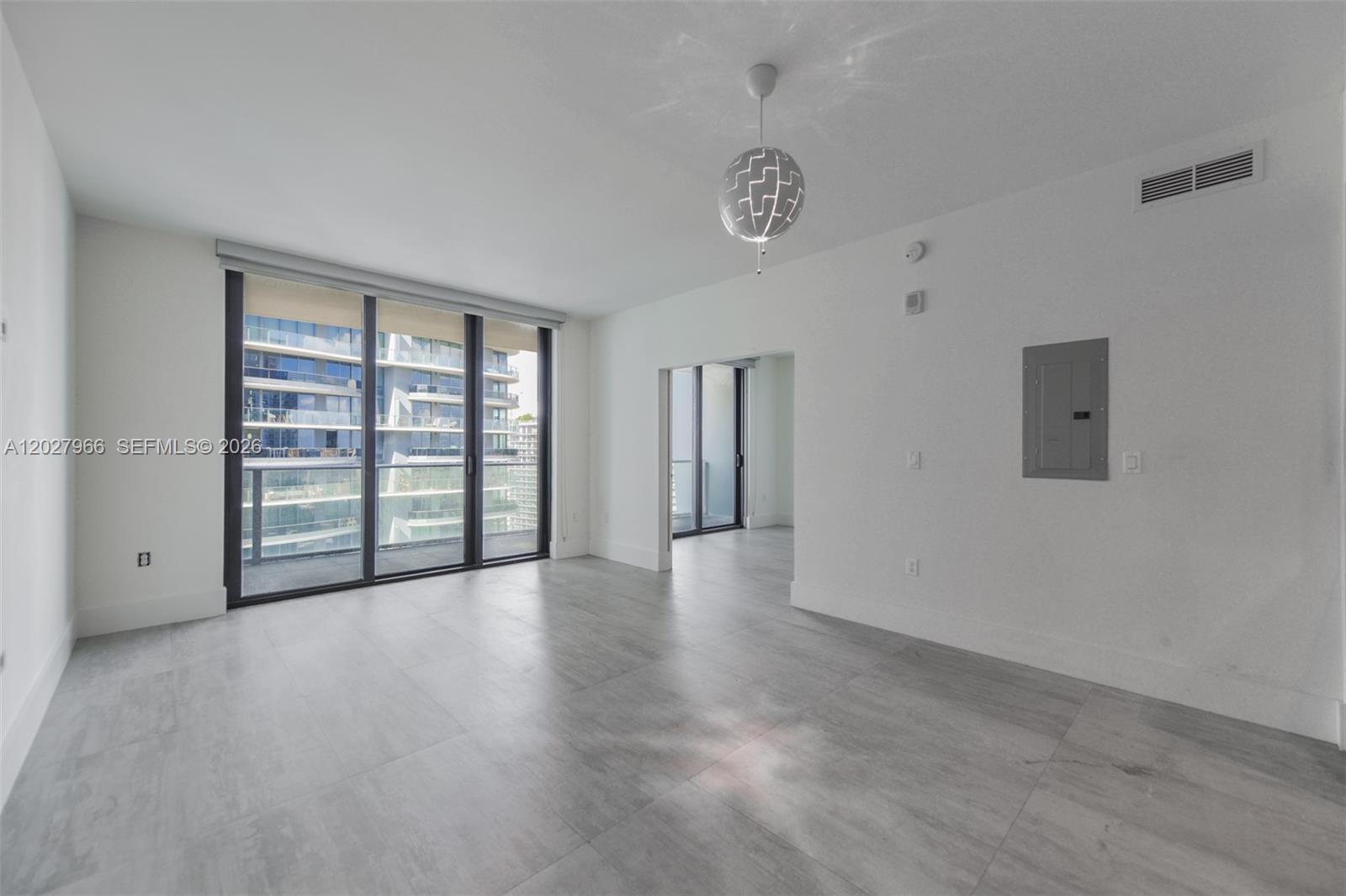 1010 Brickell Ave 4607