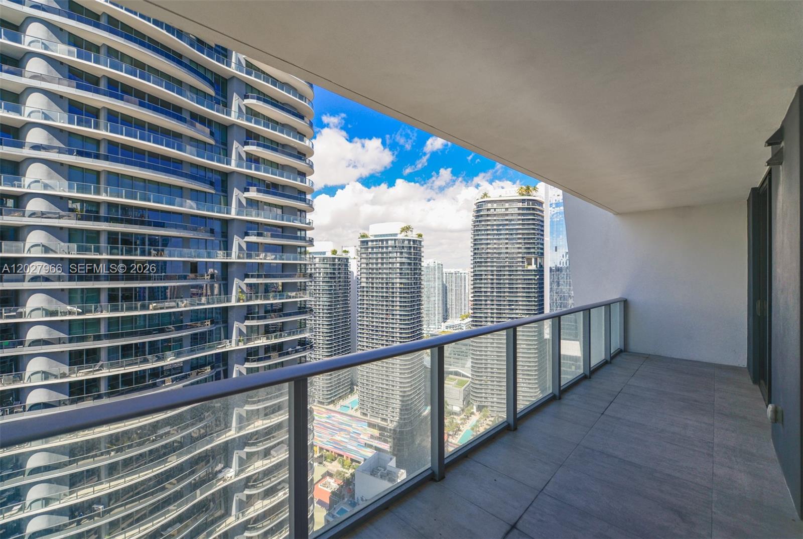 1010 Brickell Ave 4607