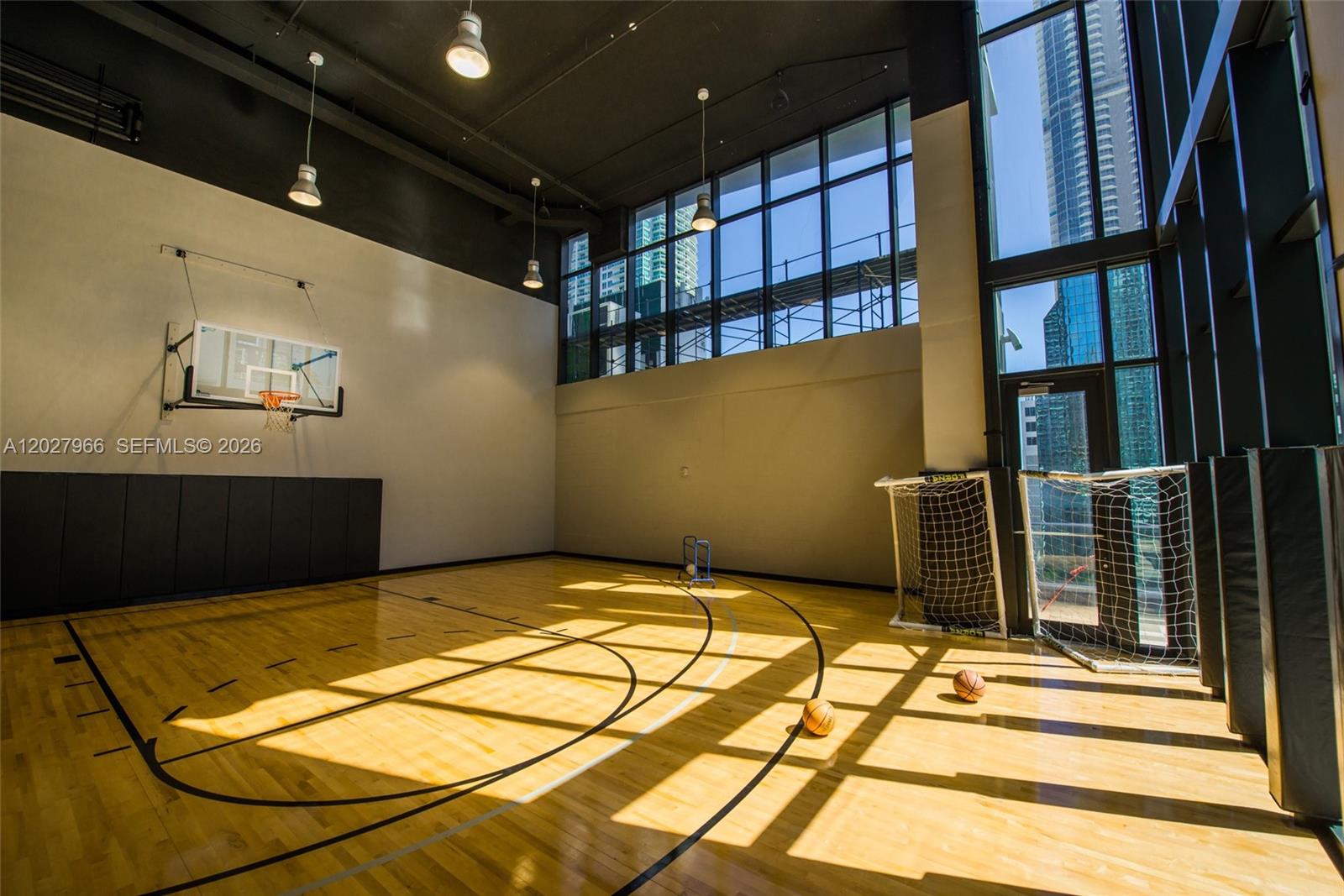 1010 Brickell Ave 4607