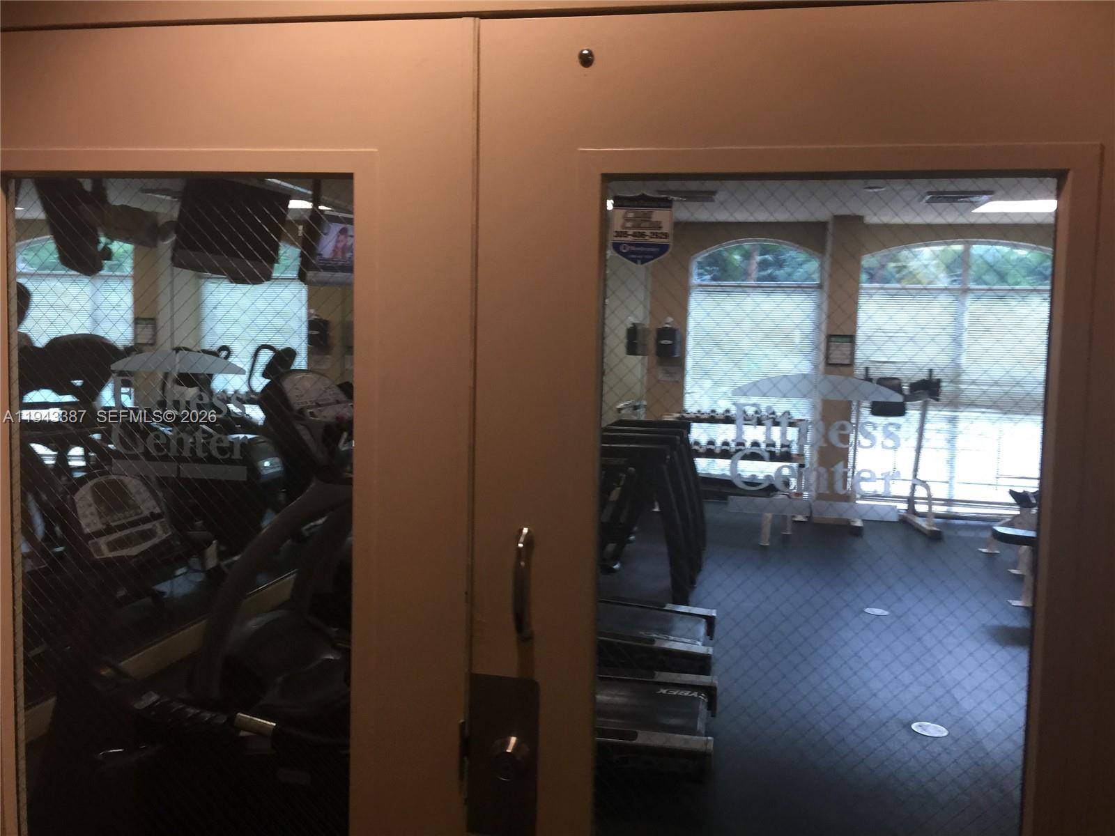 VALENCIA CONDO - Residential