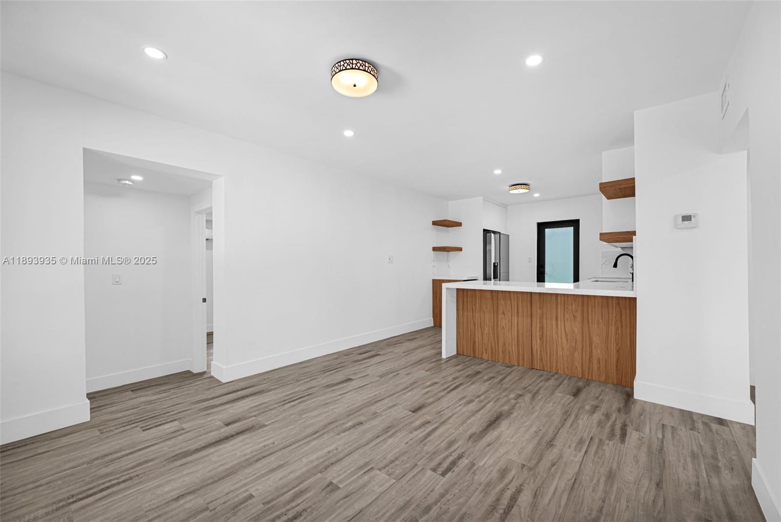 WEST LITTLE RIVER - Residential
