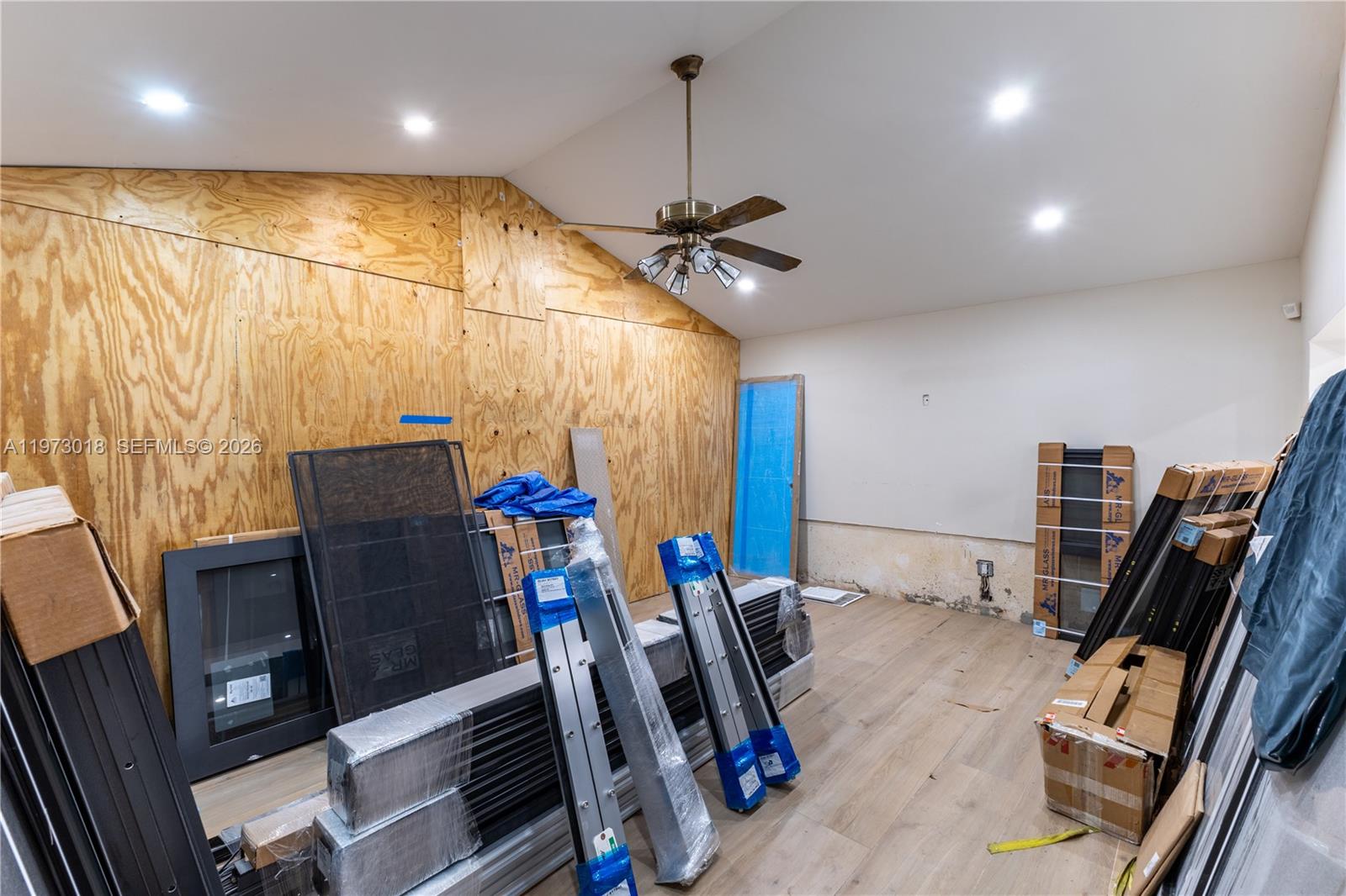 NAUTILUS EXTENSION - Residential