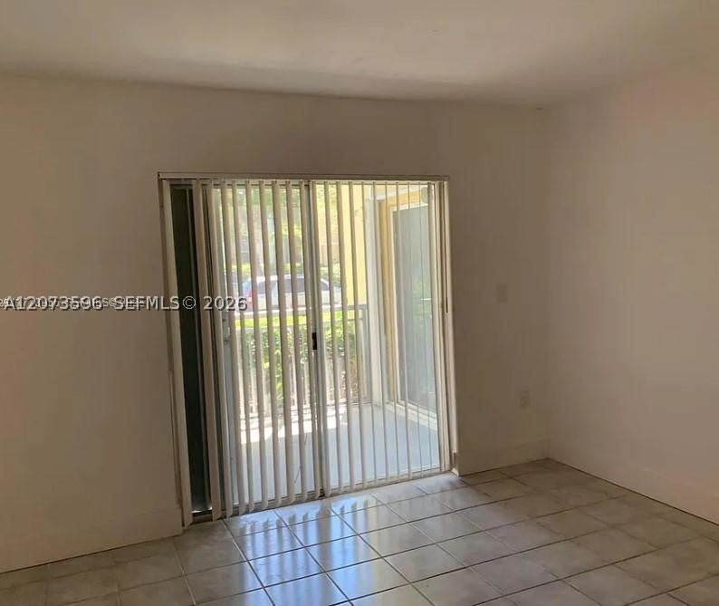 8670 SW 212th St 105