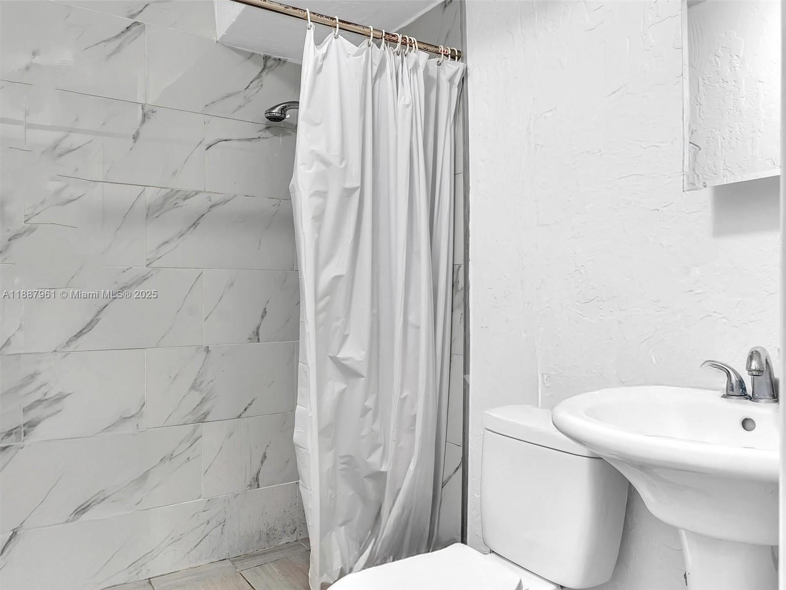 BAY VISTA PARK AMD PL - Residential