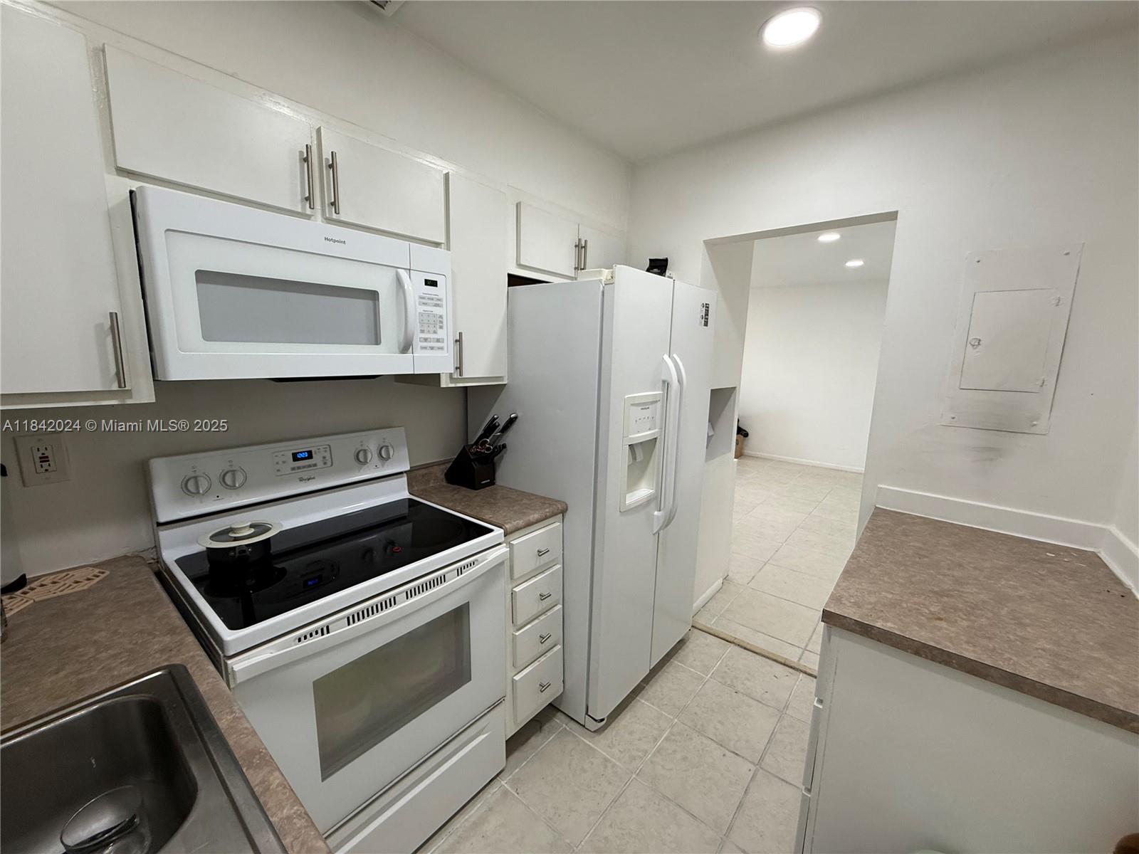 3000 NE 16th Ave 209