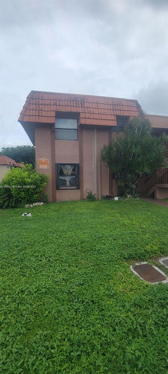 Must See! Do not miss this Great Opportunity boasting a Spacious Master Bedroom with ensuite and a second large bedroom with another bathroom. Kitchen was recently remodeled. Closed Balcony can be used for office with its own entrance. Well maintained great for first time Homebuyer or investment. Taxes are very low. Property DOES NOT have reserves, must come in all cash or conventional loans 25 percent down payment only. Easy to Show by Appointment only!